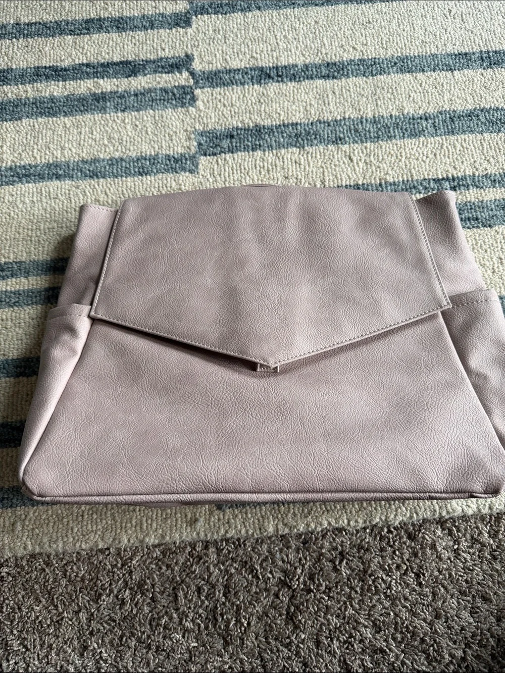 thirty-one Lavender Pebbled Envelope Laptop Sleeve